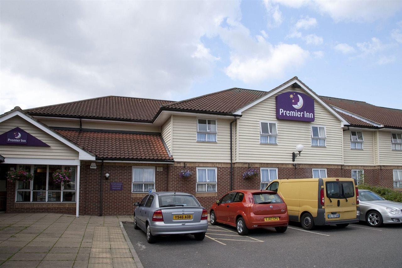 Premier Inn Braintree - A120 Екстер'єр фото