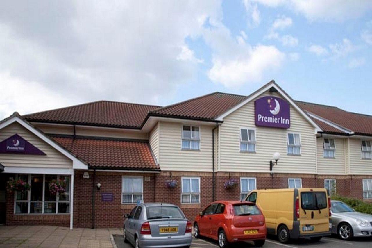 Premier Inn Braintree - A120 Екстер'єр фото