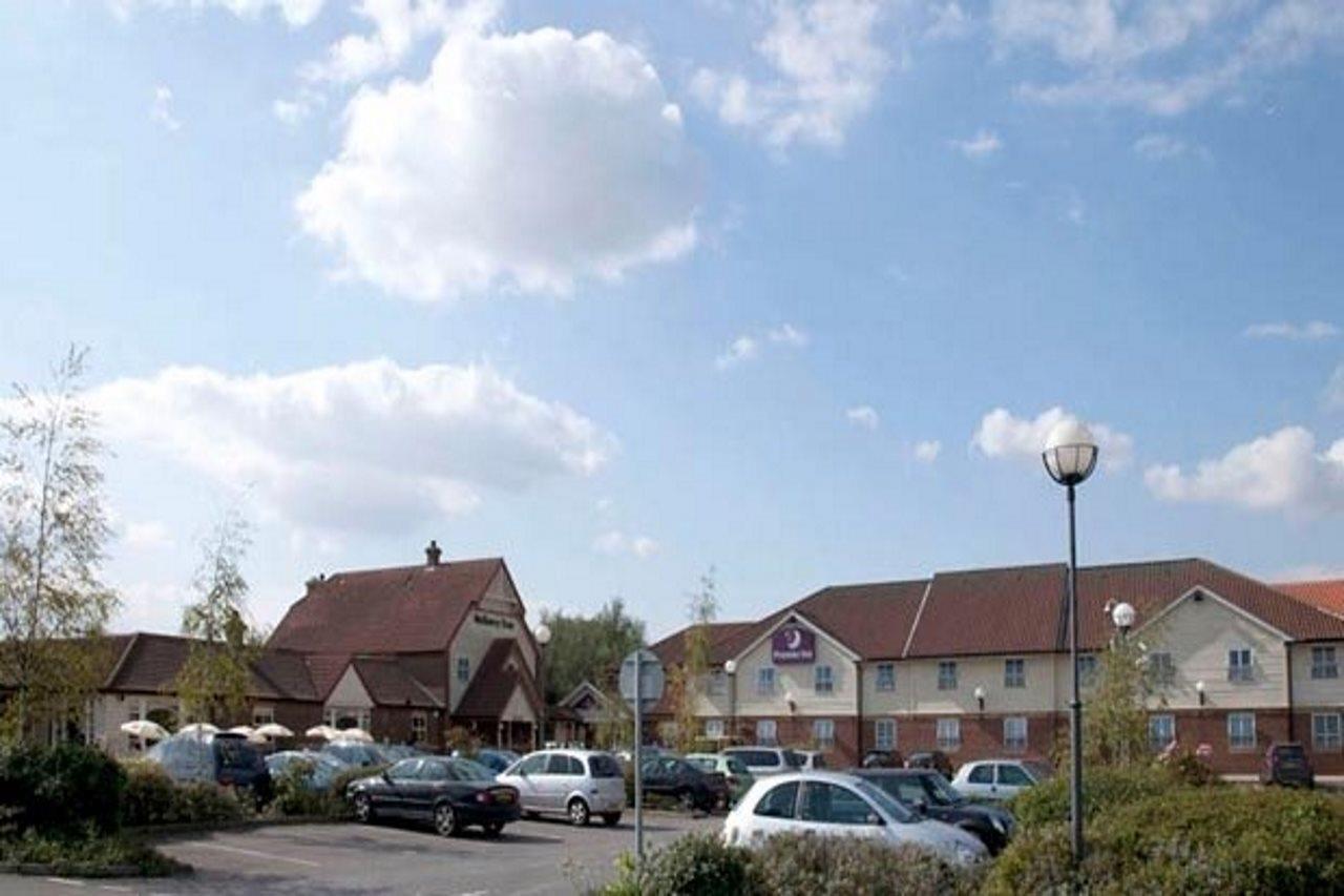 Premier Inn Braintree - A120 Екстер'єр фото